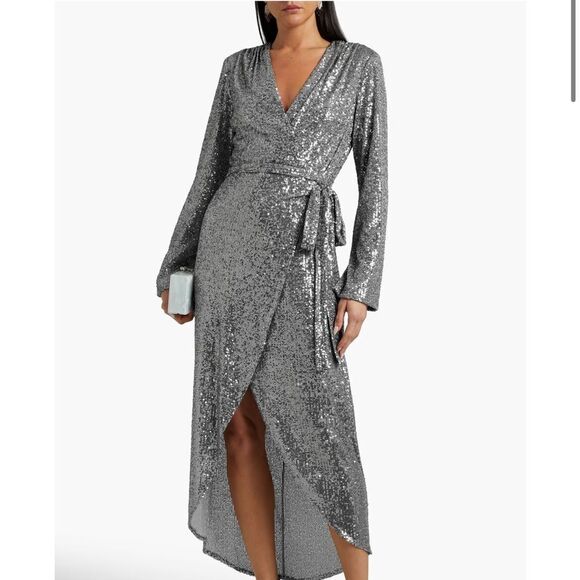 Halston Sequin Wrap Maxi Dress Long Sleeve‎ V-Neck Silver Size 10 Asymmetric - Picture 1 of 15